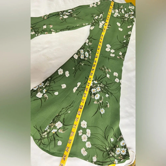 REFORMATION Lomita Green floral long sleeve open back PERSIS mini dress size 10. - Picture 16 of 16